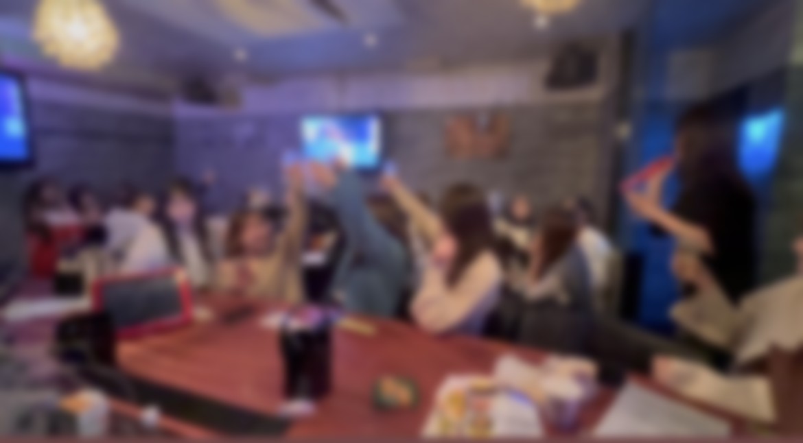 BAR UKN. 団体貸切パーティーの様子